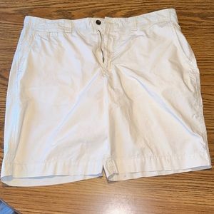 Chaps Ralph Lauren brand Men’s Shorts100% cotton Size 38 Beige/Khaki flat front